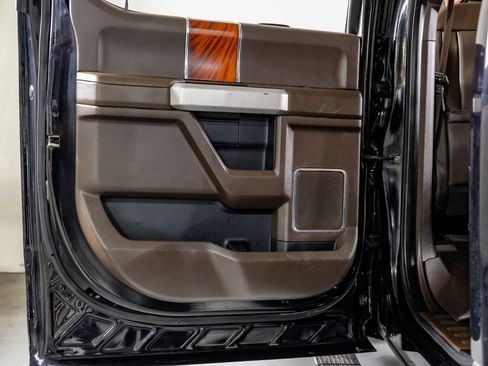 Used 2020 Ford F250 King Ranch w/ King Ranch Ultimate Package AWD/4WD image 36