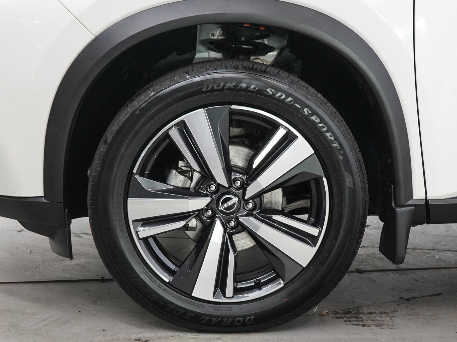 Used 2023 Nissan Rogue SL AWD/4WD image 30