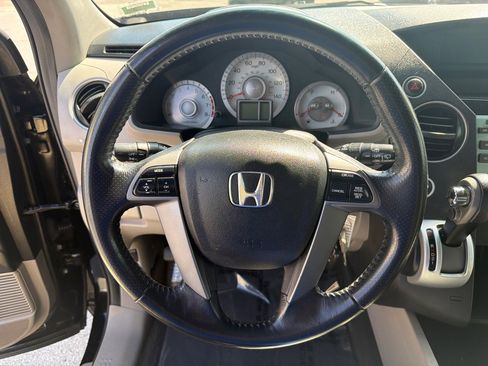 Used 2011 Honda Pilot EX-L image 10