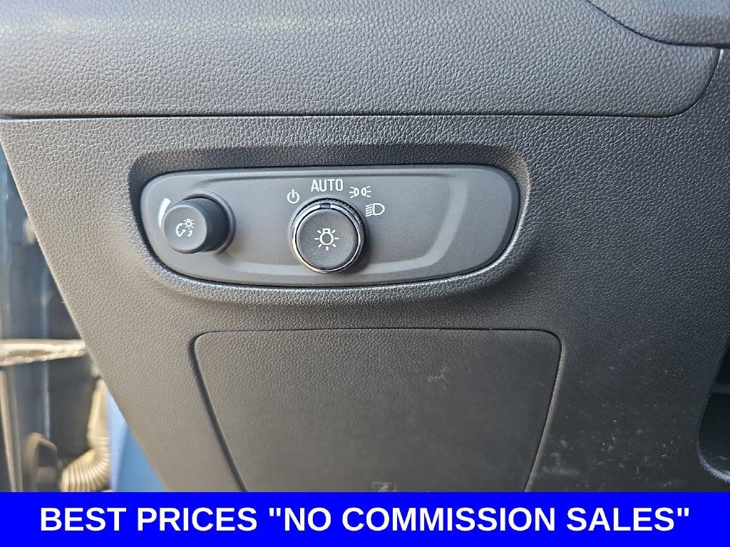Used 2024 Buick Encore GX Avenir w/ Avenir Convenience Package FWD image 26