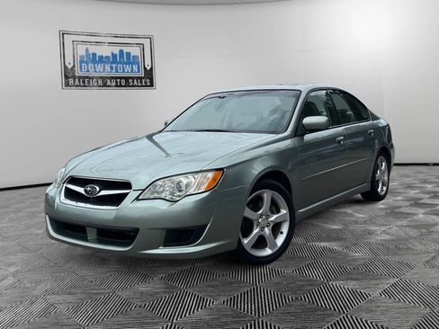 Used 2009 Subaru Legacy 2.5i Limited image 2