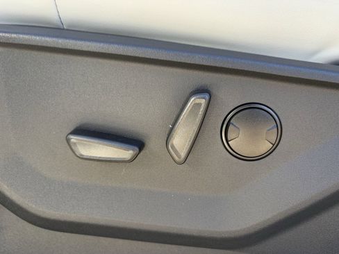 New 2025 Ford Expedition Max Platinum w/ Driver's Package image 46