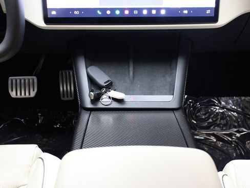 Used 2022 Tesla Model S Plaid image 22