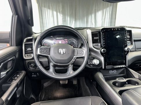 Used 2023 RAM 1500 Laramie AWD/4WD image 2