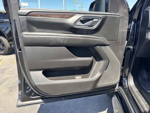 Used 2023 Chevrolet Suburban LS AWD/4WD image 20