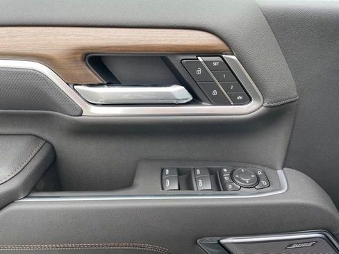 New 2026 Chevrolet Silverado 2500 High Country w/ High Country Premium Package AWD/4WD image 11