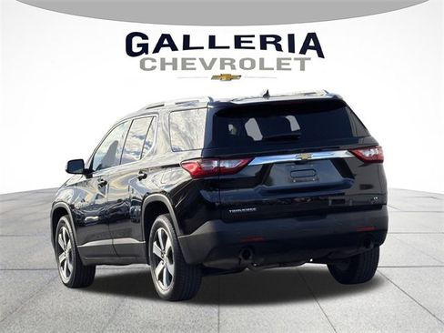Used 2018 Chevrolet Traverse LT image 5