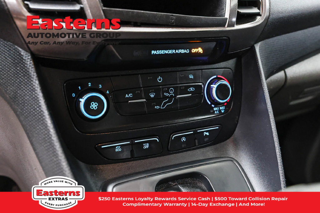 Used 2022 Ford Transit Connect XLT FWD image 21