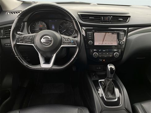 Used 2022 Nissan Rogue Sport SL image 18