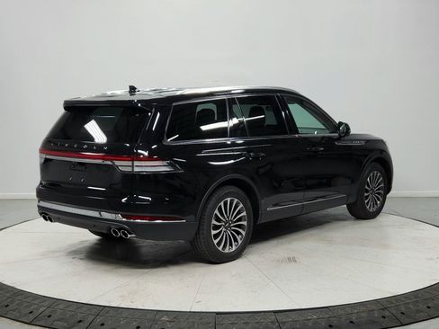 Used 2023 Lincoln Aviator Reserve w/ Elements Package Plus image 7