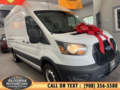 Used 2025 Ford Transit 250 148 High Roof Extended w/ Load Area Protection Package RWD image 28