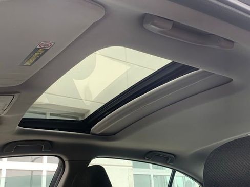 Used 2011 Honda Accord EX image 5