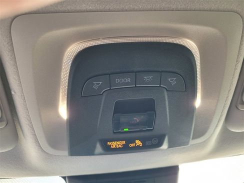 Used 2023 Toyota Corolla LE image 19