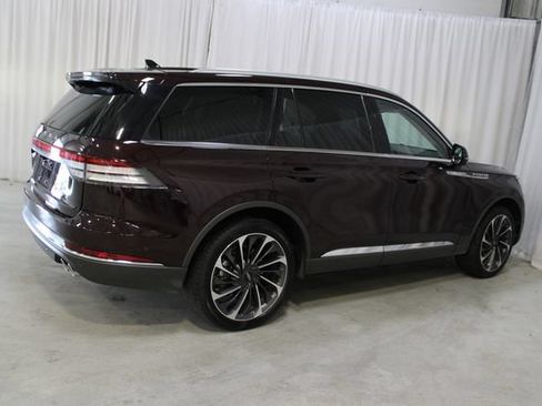 Used 2024 Lincoln Aviator Reserve w/ Equipment Group 201A AWD/4WD image 33