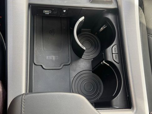 Used 2025 Hyundai Palisade Calligraphy image 38