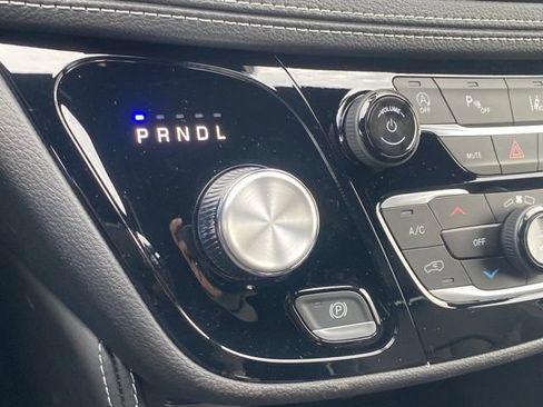 New 2026 Chrysler Pacifica Limited FWD image 25