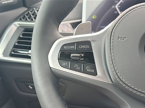 New 2026 BMW X5 xDrive40i w/ M Sport Package image 19