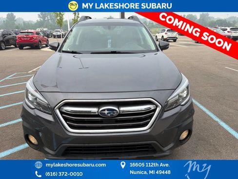 Used 2019 Subaru Outback 3.6R Limited AWD/4WD image 2