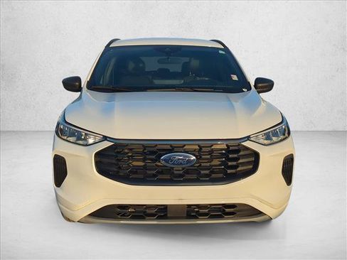 Used 2023 Ford Escape ST-Line w/ Tech Pack #1 FWD image 2