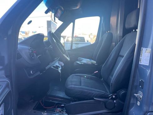 Used 2019 Mercedes-Benz Sprinter 170 image 11