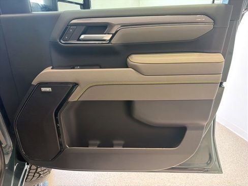 New 2026 Chevrolet Silverado 2500 ZR2 AWD/4WD image 13