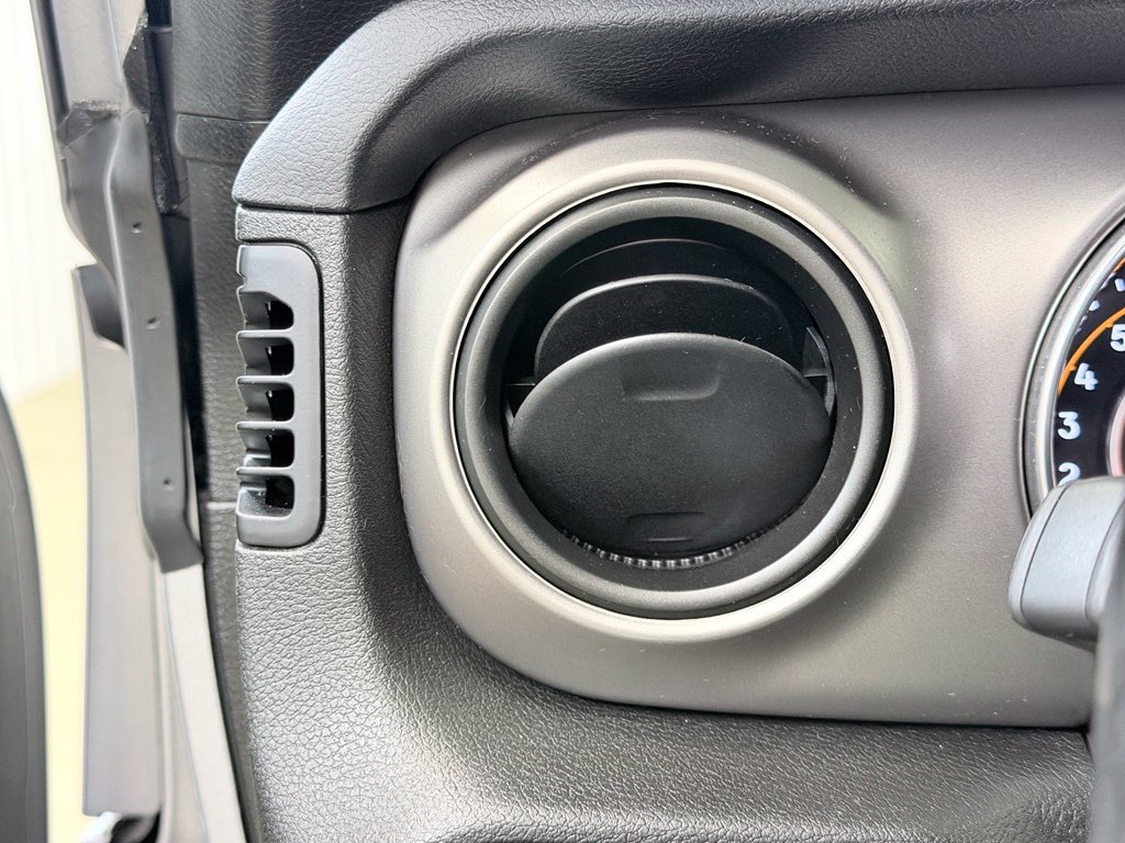 Used 2020 Jeep Wrangler Unlimited Sport S AWD/4WD image 36
