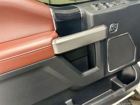 Used 2020 Ford F250 Platinum w/ FX4 Off-Road Package image 22