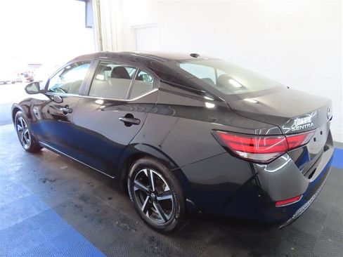 Used 2024 Nissan Sentra SV image 10