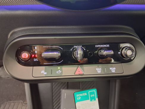 New 2026 MINI Cooper 2-Door Hardtop image 15