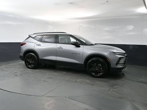 Used 2023 Chevrolet Blazer LT w/ Midnight/Sport Edition AWD/4WD image 7