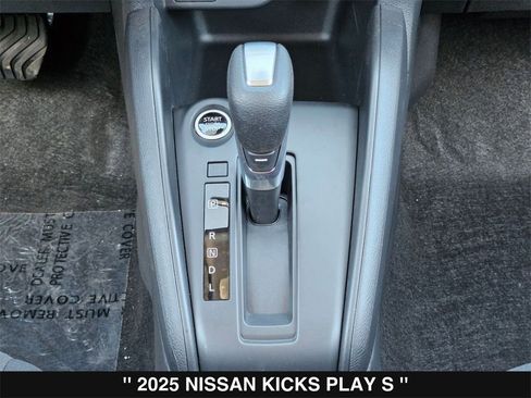 New 2025 Nissan Kicks Play S image 21