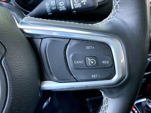 Used 2023 Jeep Wrangler Unlimited Sahara w/ Cold Weather Group AWD/4WD image 20