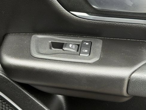 Used 2025 RAM 1500 Big Horn AWD/4WD image 21