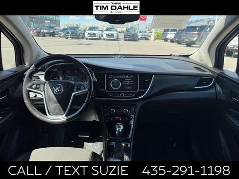 Used 2020 Buick Encore Preferred FWD image 2