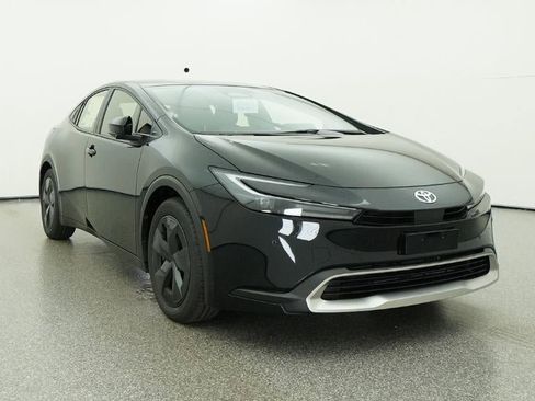 New 2026 Toyota Prius Plug-In Hybrid FWD image 30
