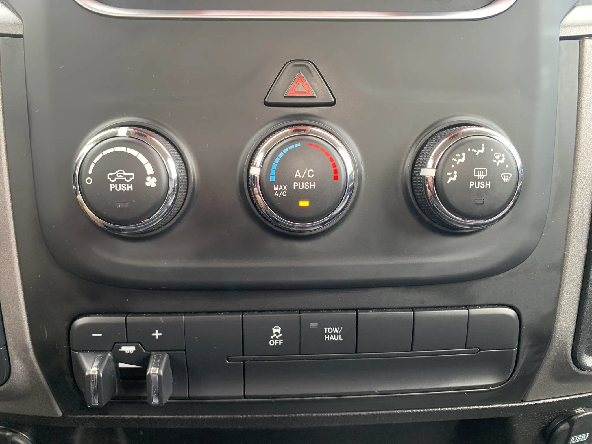 Used 2020 RAM 1500 Tradesman w/ Power & Remote Entry Group AWD/4WD image 17
