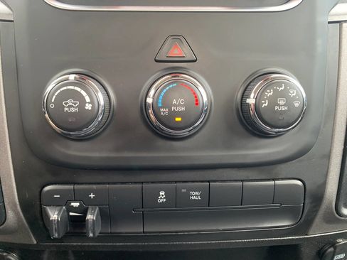 Used 2020 RAM 1500 Tradesman w/ Power & Remote Entry Group AWD/4WD image 17