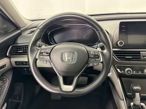 Used 2018 Honda Accord Touring image 20