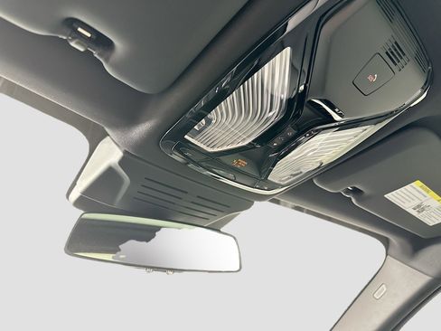 Certified 2025 BMW X5 M60i w/ Climate Comfort Package image 21