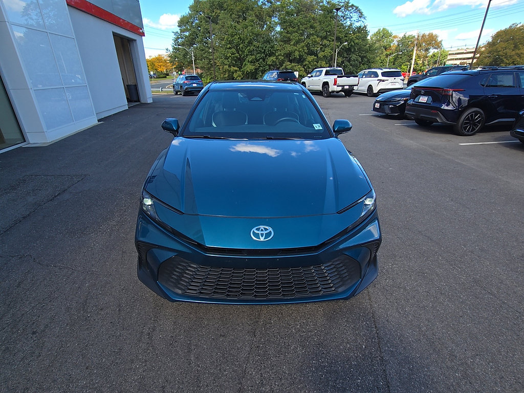 Certified 2025 Toyota Camry SE FWD image 19