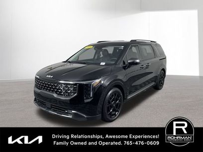 Used 2025 Kia Carnival SX