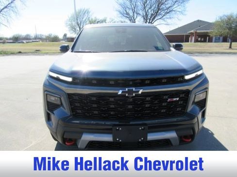 New 2026 Chevrolet Traverse Z71 w/ Driver Confidence Package AWD/4WD image 2