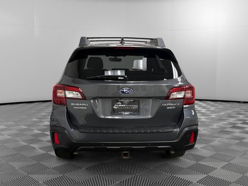 Used 2018 Subaru Outback 3.6R Limited image 4