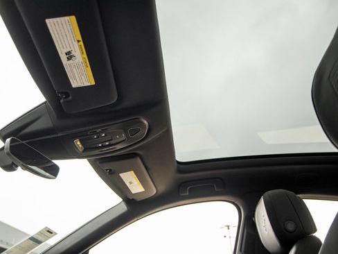 Certified 2026 Porsche Cayenne S AWD/4WD image 24