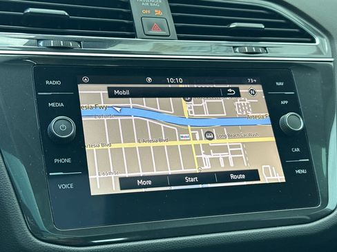 Used 2021 Volkswagen Tiguan SEL FWD image 19
