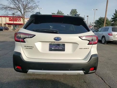 Certified 2023 Subaru Outback Limited image 4