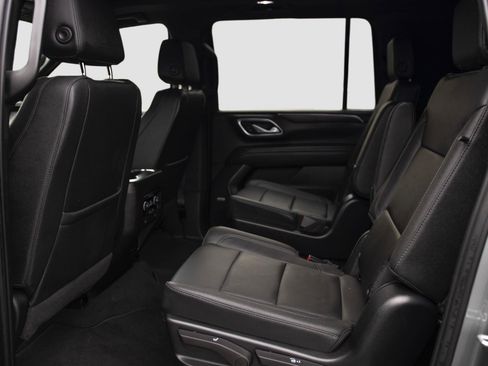 Used 2023 Chevrolet Suburban Z71 w/ Max Trailering Package image 15