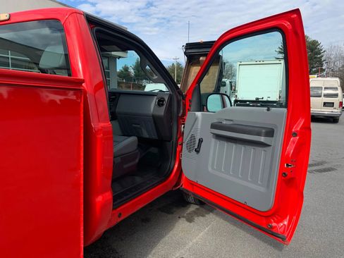 Used 2016 Ford F250 XL RWD image 14