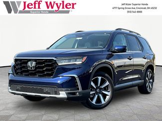 Used 2024 Honda Pilot Touring video 1