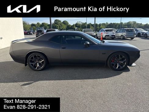 Used 2019 Dodge Challenger R/T image 8